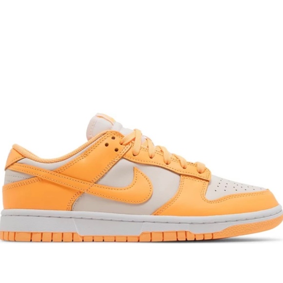 Dunks - Picture 12 of 12